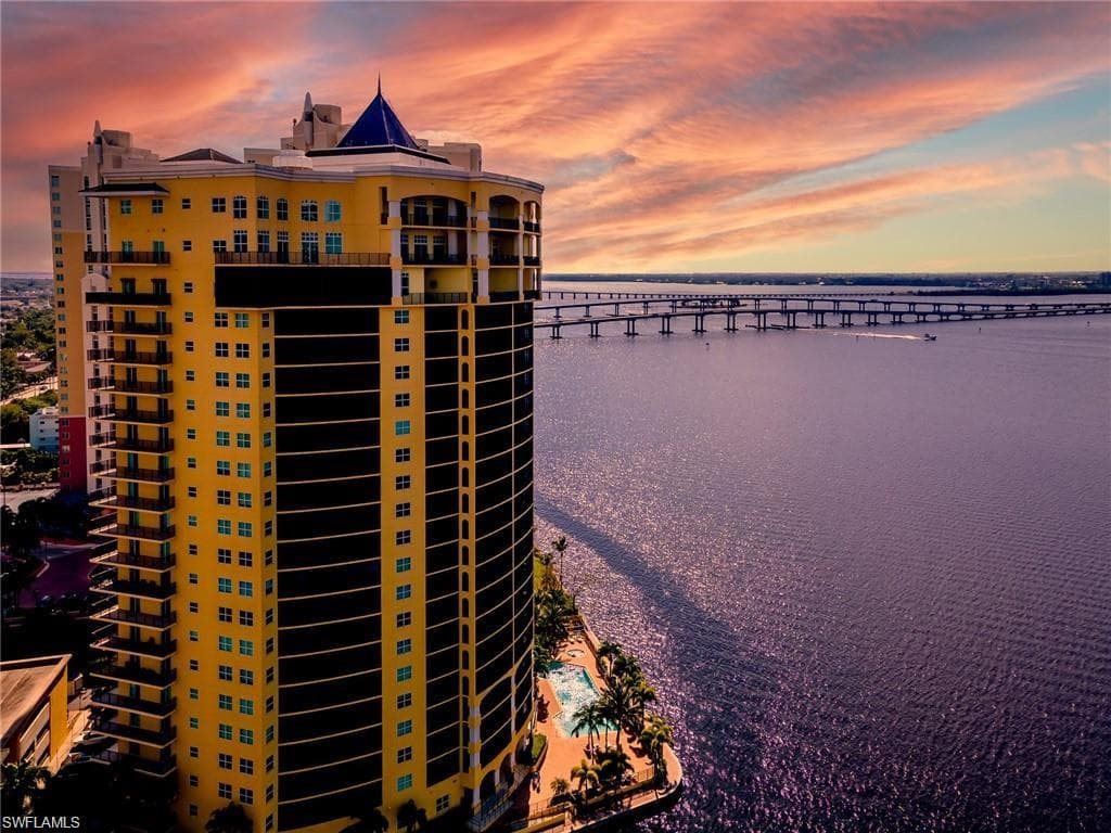 2797 1st ST 806 FORT MYERS, FL 33916