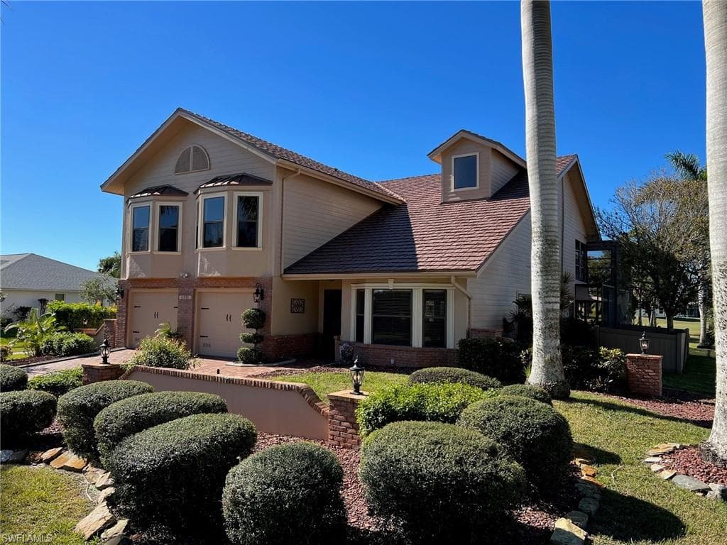 11993 Princess Grace CT CAPE CORAL, FL 33991