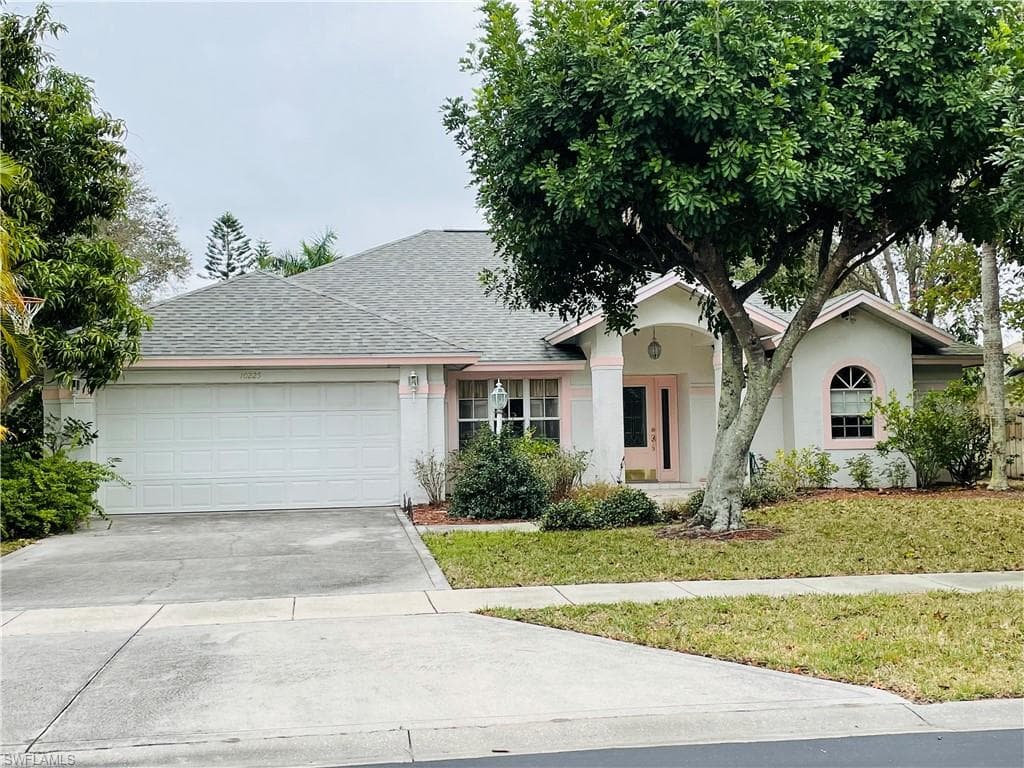 10225 Boca CIR NAPLES, FL 34109