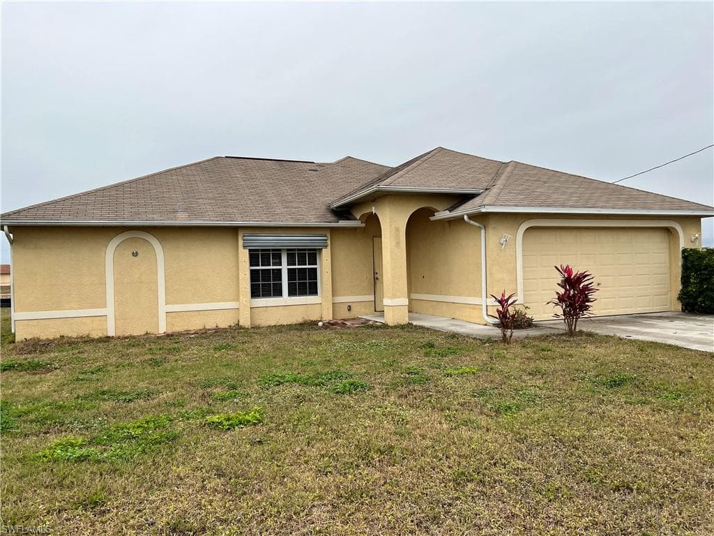 4623 Jacaranda PKY W CAPE CORAL, FL 33993