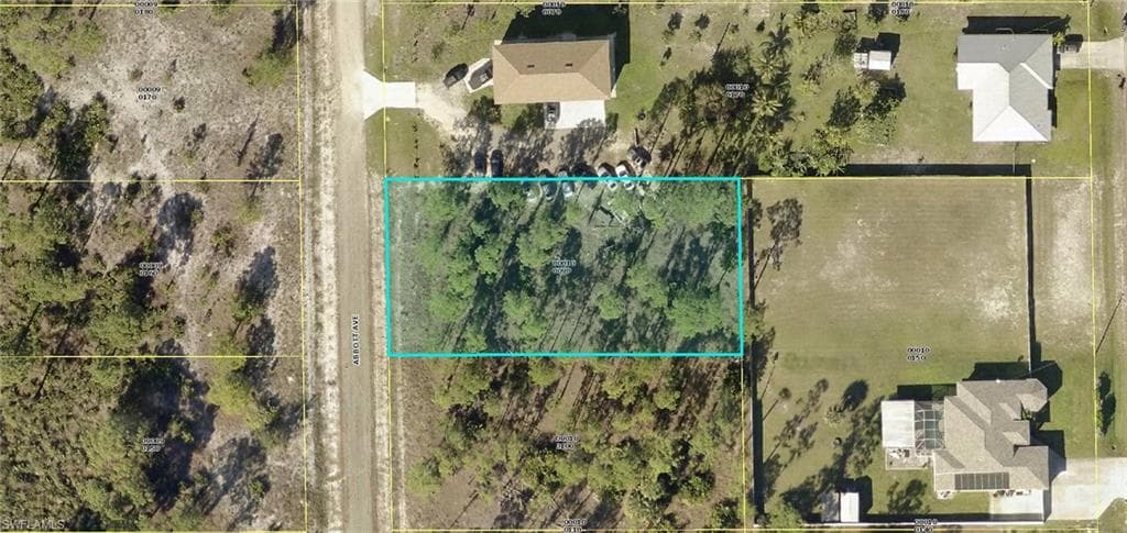 406 Abbott AVE LEHIGH ACRES, FL 33972