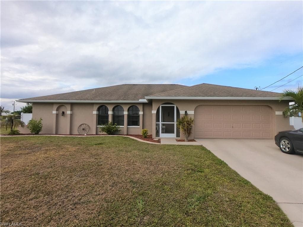 206 Lanyard PL LEHIGH ACRES, FL 33936