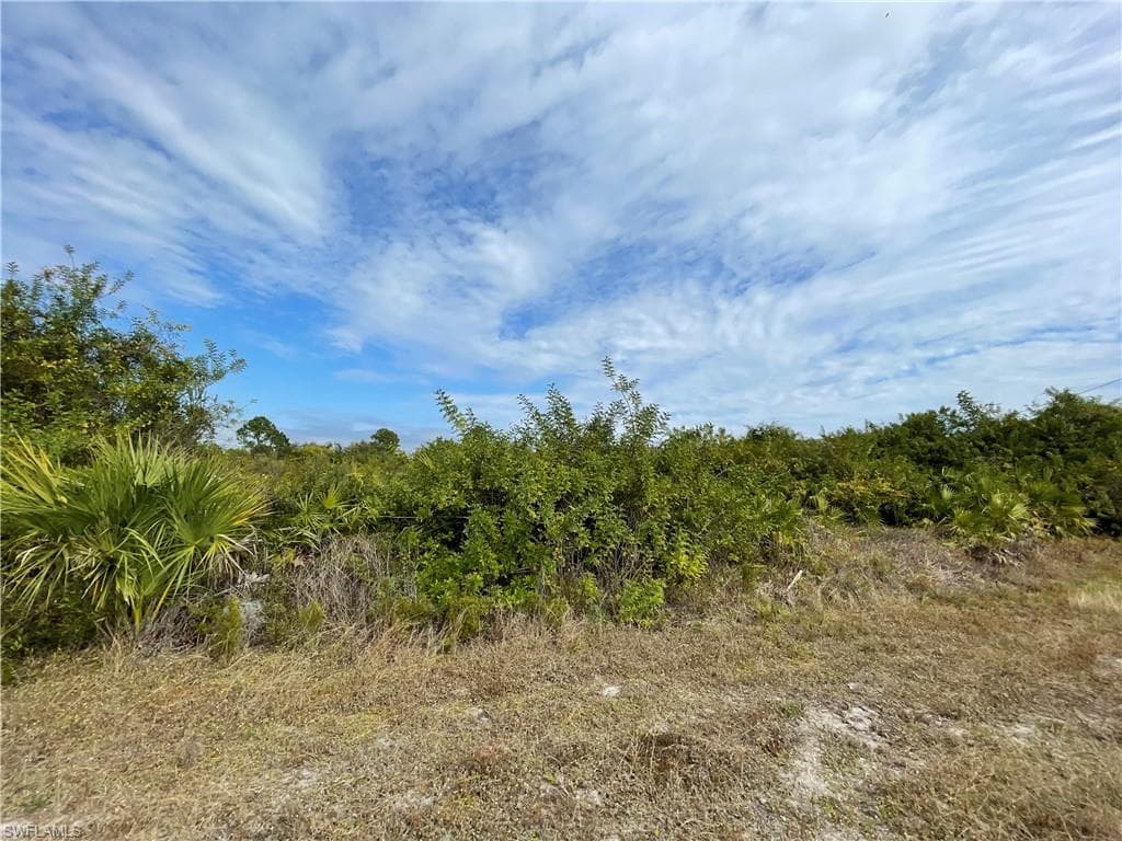 2604 10th ST SW LEHIGH ACRES, FL 33976