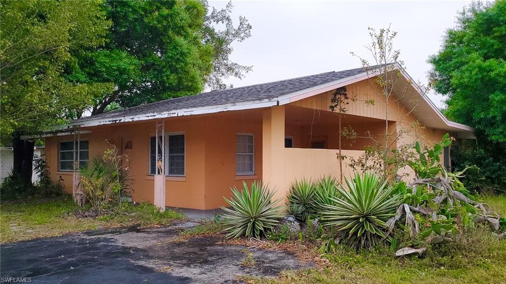 3850 Edgewood AVE FORT MYERS, FL 33916