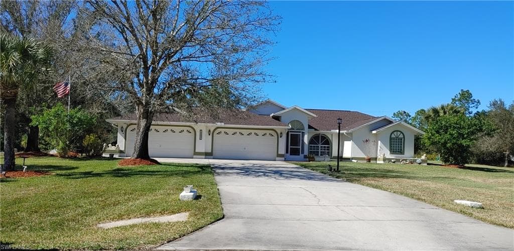 1223 Robert AVE LEHIGH ACRES, FL 33972