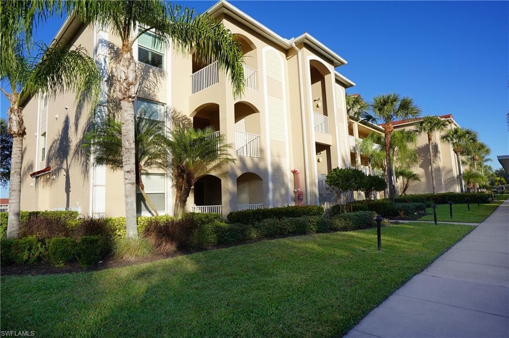2720 Cypress Trace CIR 2939 NAPLES, FL 34119