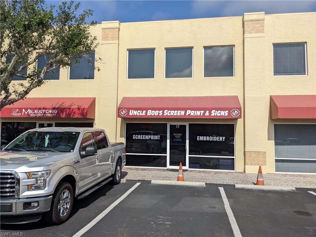 5405 Taylor RD NAPLES, FL 34109