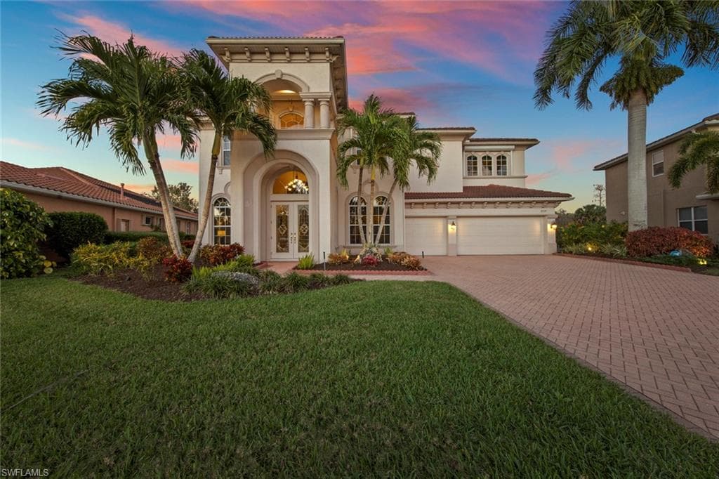 8559 El Mirasol CT ESTERO, FL 33967