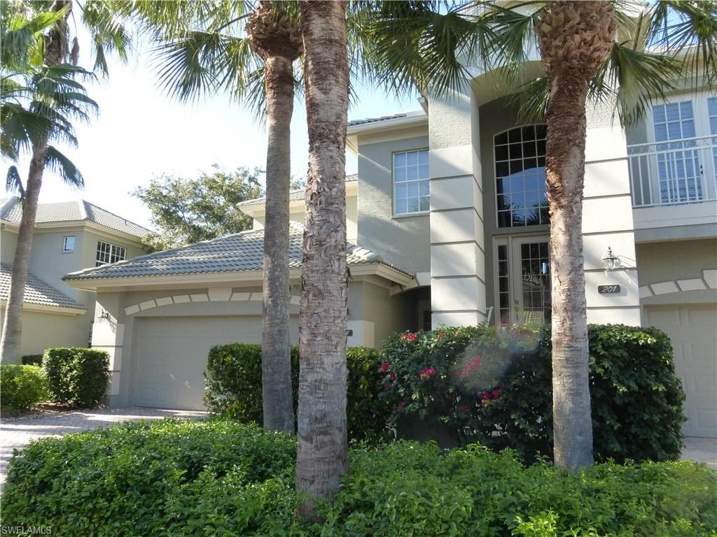 9017 Whimbrel Watch LN 4-101 NAPLES, FL 34109