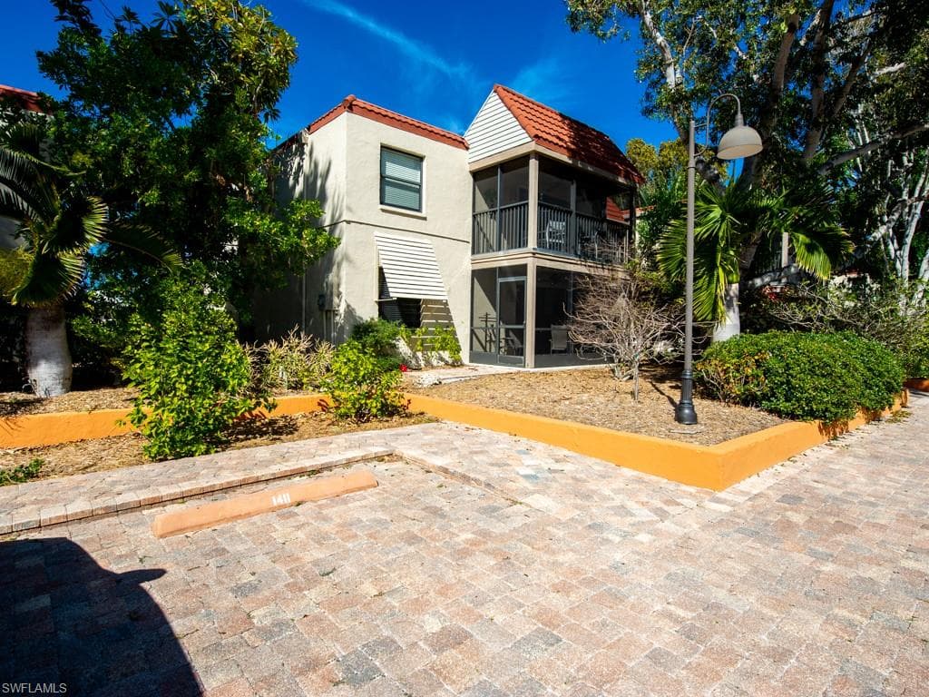 845 E Gulf DR 1411 SANIBEL, FL 33957