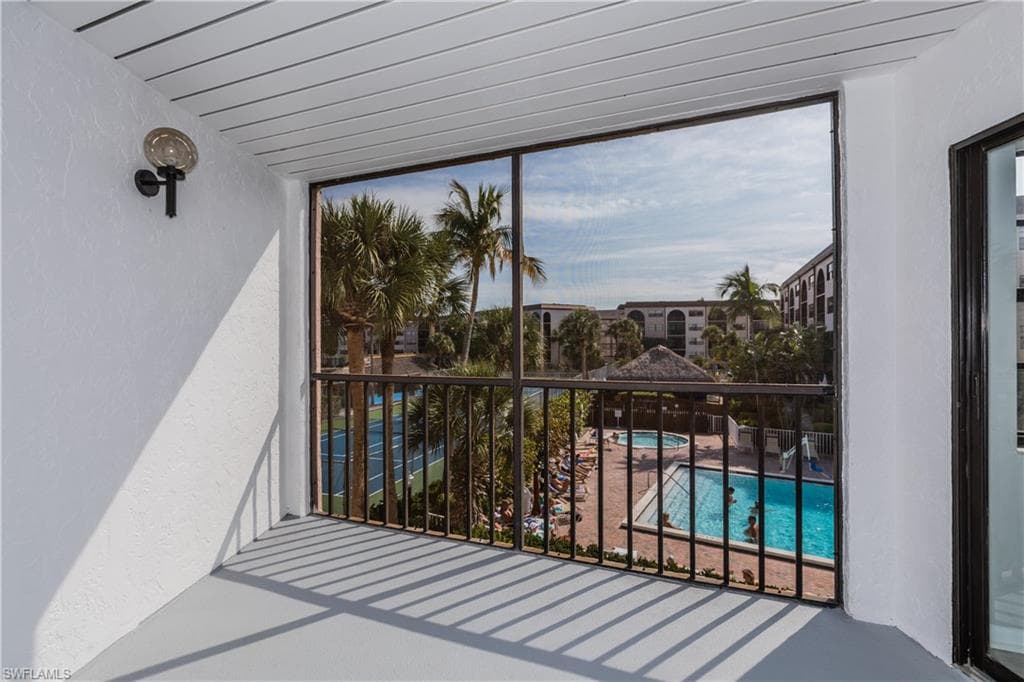 1031 Anglers CV A-304 MARCO ISLAND, FL 34145