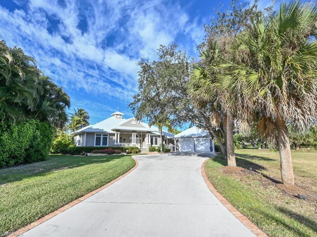 18201 Chesapeake CT FORT MYERS, FL 33908