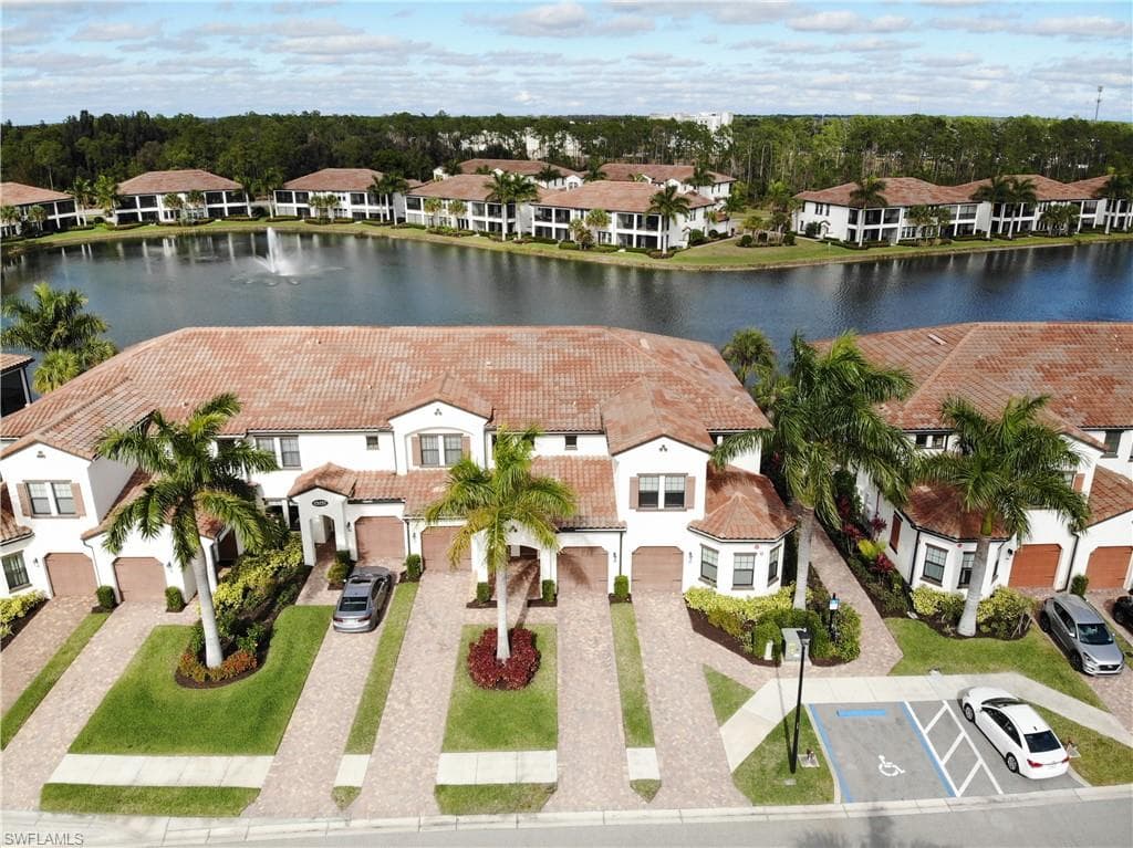 15157 Palmer Lake CIR 203 NAPLES, FL 34109