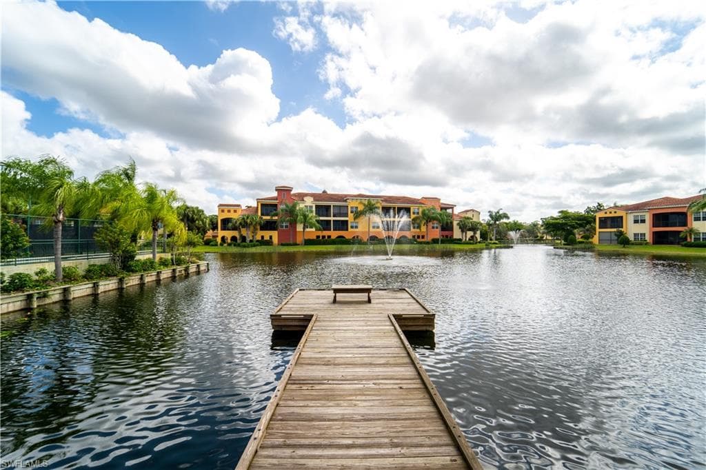 8501 Via Garibaldi CIR 202 ESTERO, FL 33928