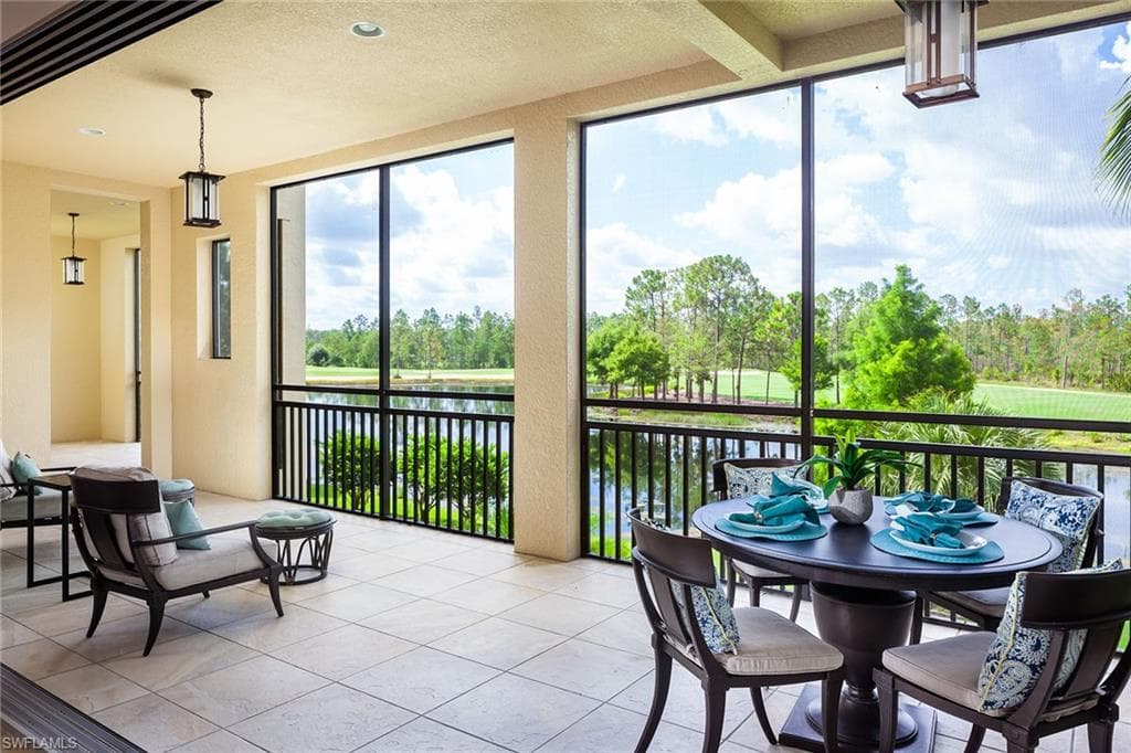 2756 Tiburon BLVD E 1-101 NAPLES, FL 34109