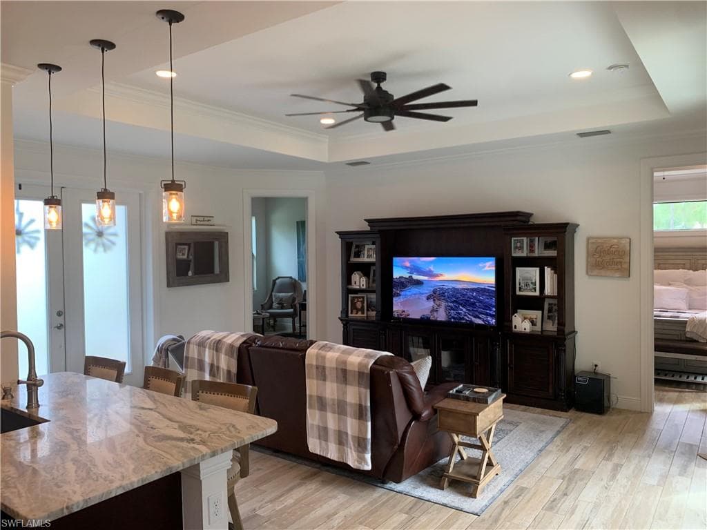 2394 52nd AVE NE NAPLES, FL 34120