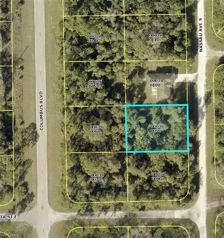 150 Nassau Ave AVE S LEHIGH ACRES, FL 33974
