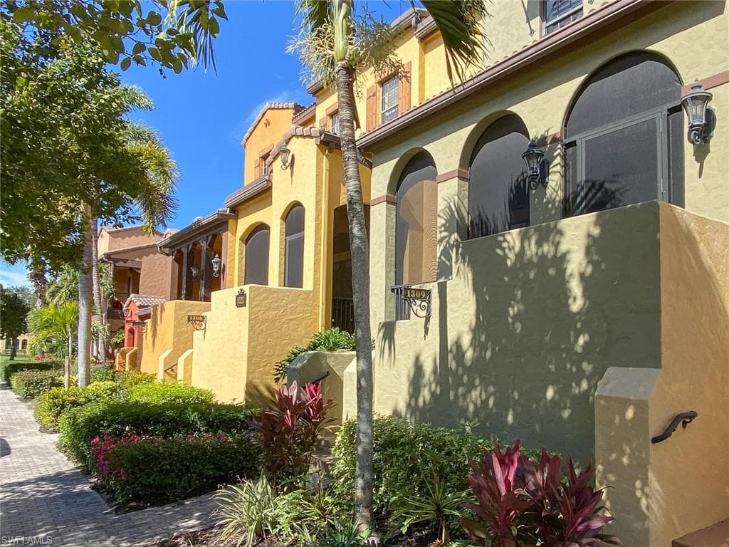 8323 Delicia ST 1309 FORT MYERS, FL 33912
