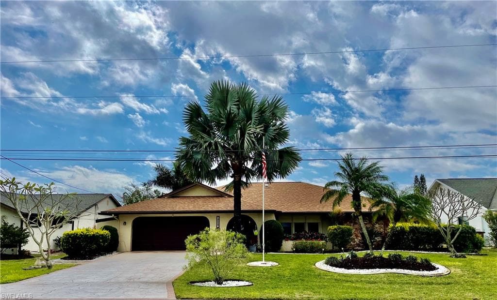2114 SE 14th TER CAPE CORAL, FL 33990