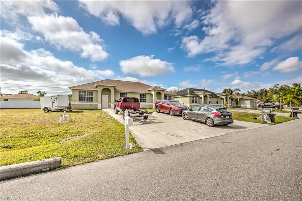 17374/376 Barbara DR FORT MYERS, FL 33967
