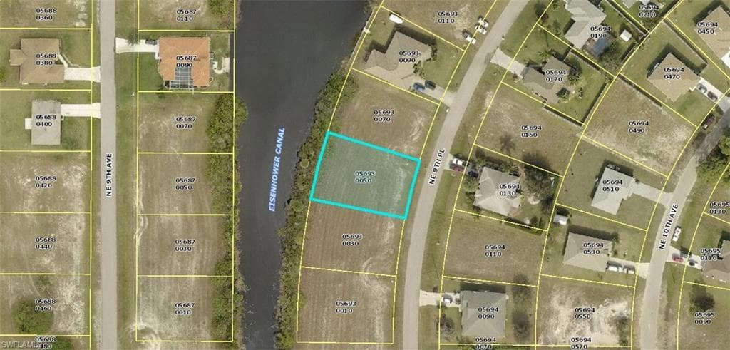 4126 NE 9th PL CAPE CORAL, FL 33909