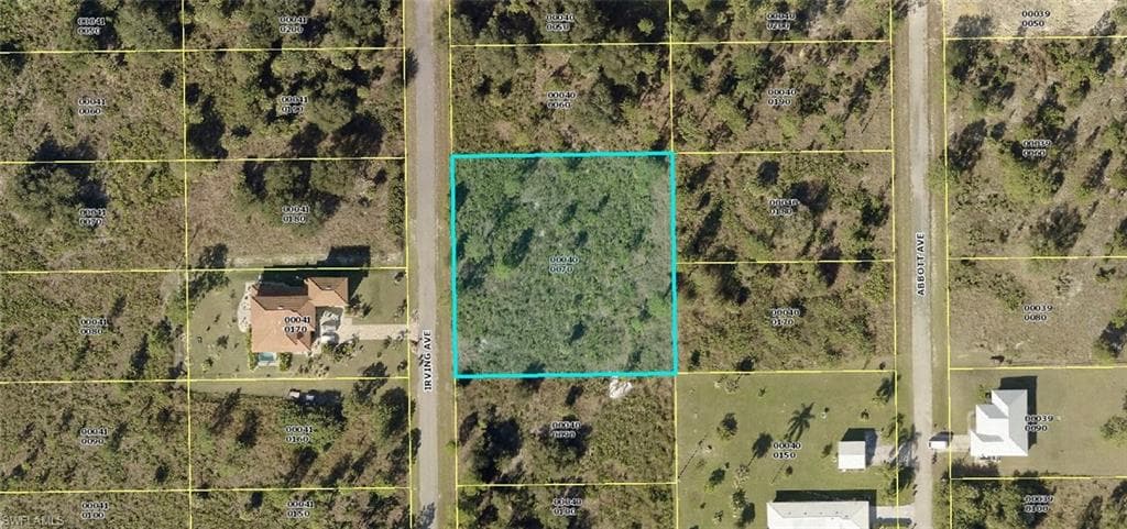 310 Irving AVE LEHIGH ACRES, FL 33936