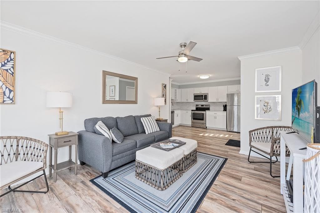1215 Edington PL E-5 MARCO ISLAND, FL 34145
