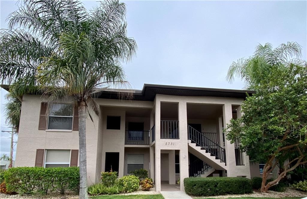5731 Foxlake DR 2 NORTH FORT MYERS, FL 33917