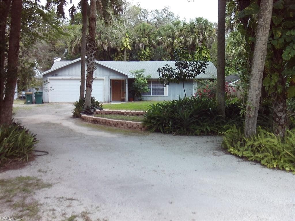 2171 16th AVE SW NAPLES, FL 34117