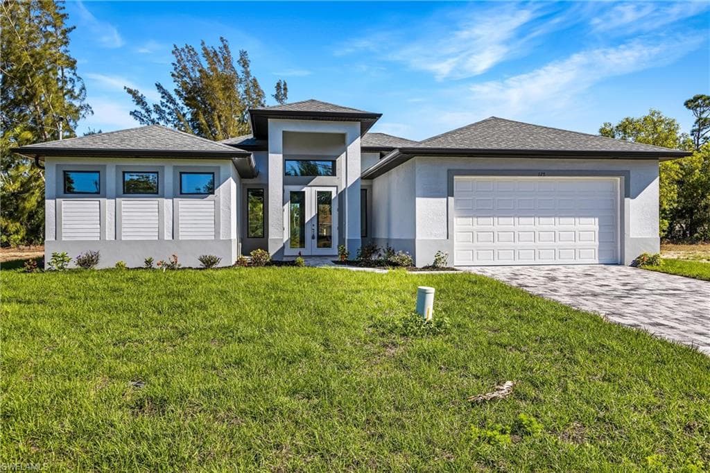 125 21st LN CAPE CORAL, FL 33991