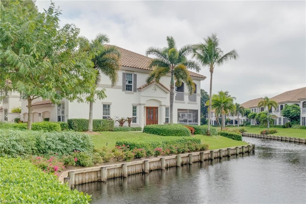 240 Colonade CIR 2306 NAPLES, FL 34103