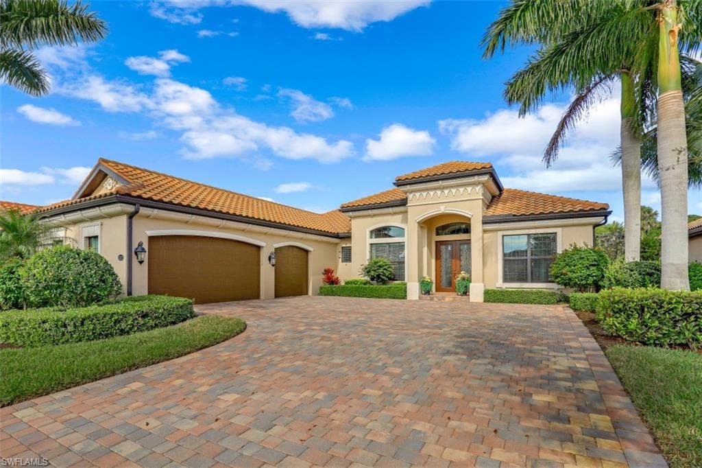 3317 Runaway LN NAPLES, FL 34114