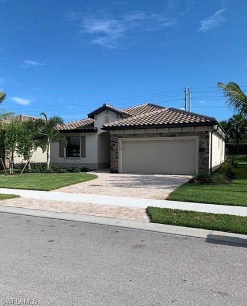 9200 Woodhurst DR NAPLES, FL 34120