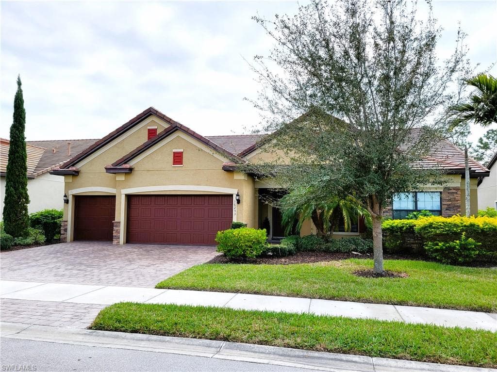 16253 Camden Lakes CIR NAPLES, FL 34110