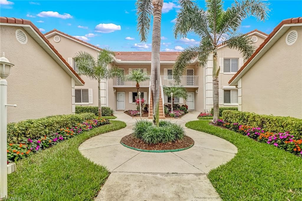 7145 Dennis CIR D-205 NAPLES, FL 34104