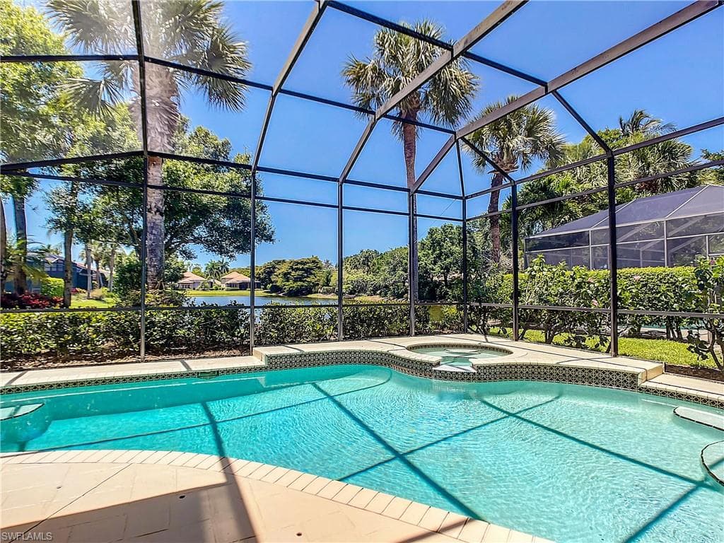 8847 Ventura DR NAPLES, FL 34109