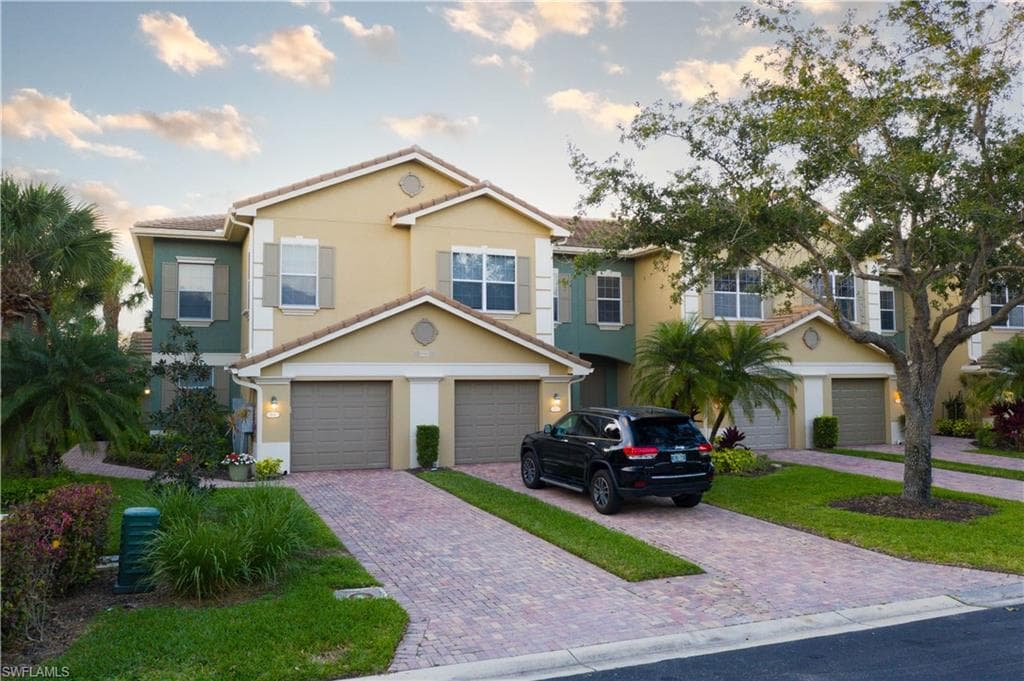 3221 Cottonwood BEND 501 FORT MYERS, FL 33905