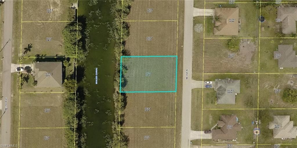 2618 NE 1st PL CAPE CORAL, FL 33909