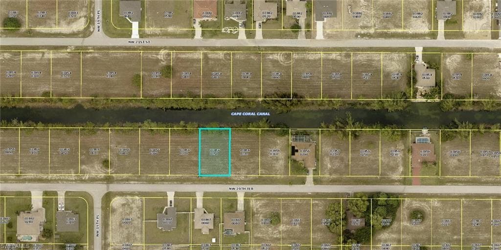1903 NW 20th TER CAPE CORAL, FL 33993