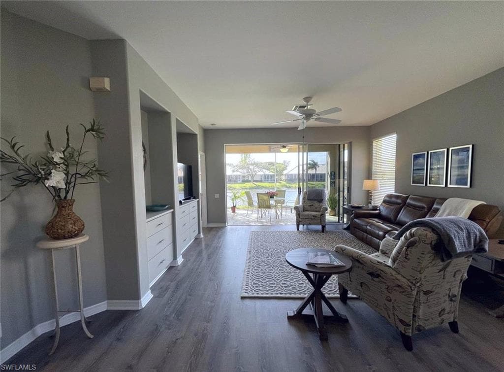 8879 Bristol BEND FORT MYERS, FL 33908