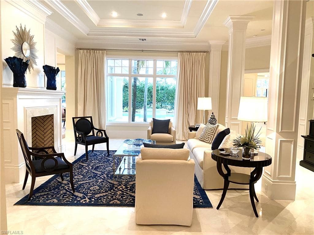 2229 Miramonte CT NAPLES, FL 34105