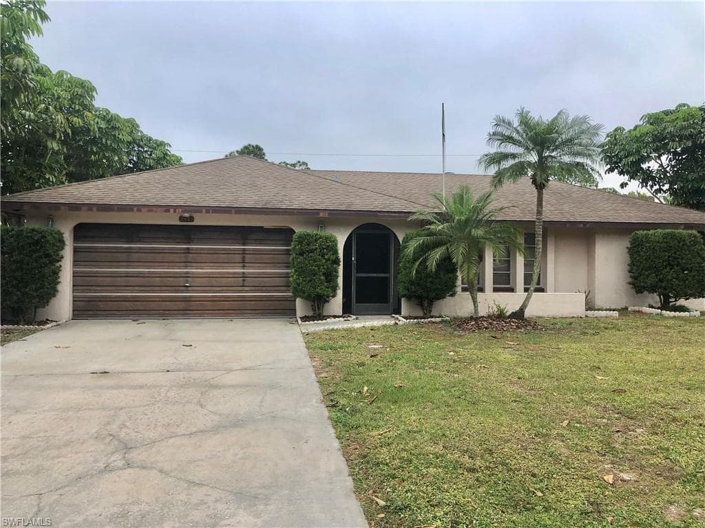 2443 Ivy AVE FORT MYERS, FL 33907