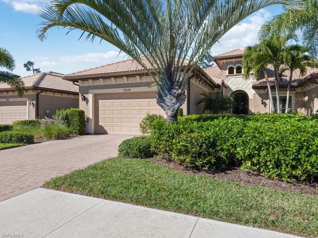 7519 Moorgate Point WAY NAPLES, FL 34113