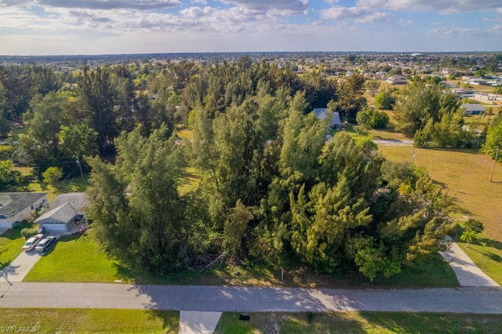 1716 NW Juanita PL CAPE CORAL, FL 33993