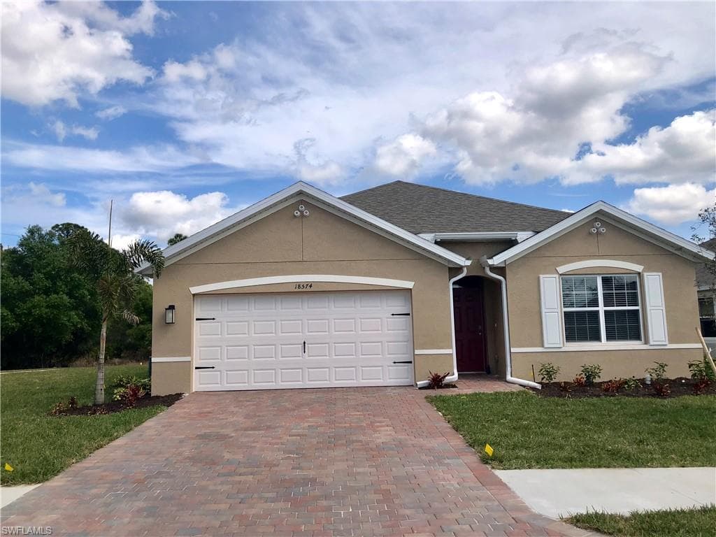 18574 Marlin Kite LN NORTH FORT MYERS, FL 33917