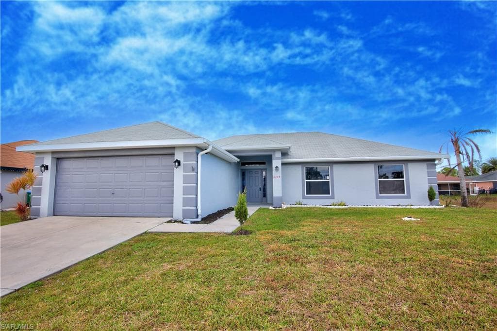 2207 NE 35th ST CAPE CORAL, FL 33909