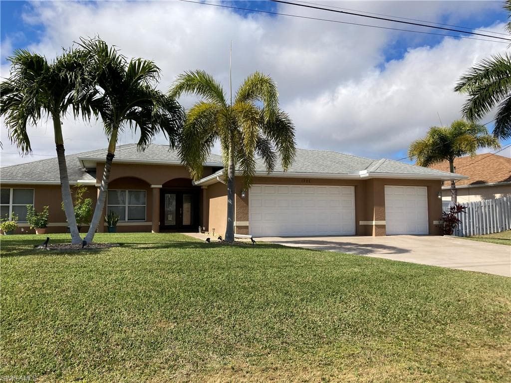 1206 NE Juanita PL CAPE CORAL, FL 33909