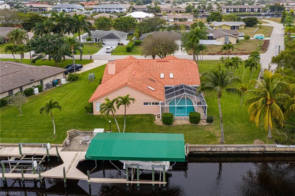 3805 SE 12th PL CAPE CORAL, FL 33904