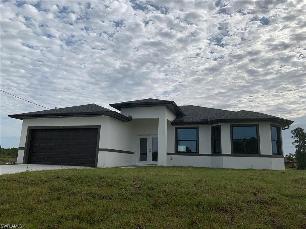 727 Downer AVE S LEHIGH ACRES, FL 33974