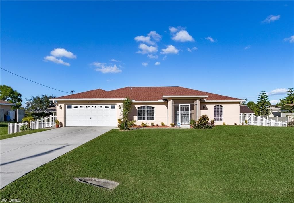 641 Dauphine AVE S LEHIGH ACRES, FL 33974
